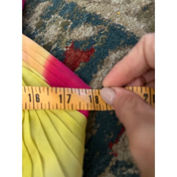 BCBGMAXAZRIA Lime 100% Silk Chiffon Pleated Top Maxi Dress Size 12 - Picture 6 of 8